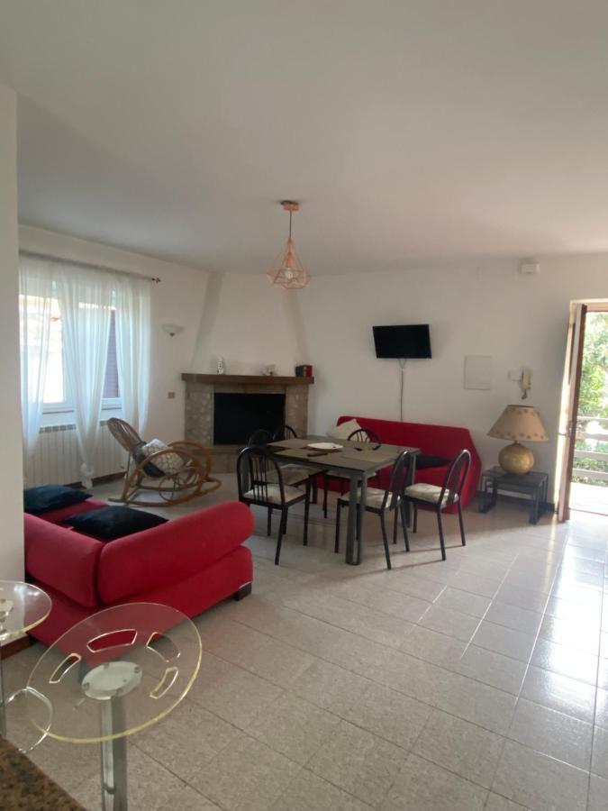 La Casa Di Iole Apartment Cogna ภายนอก รูปภาพ